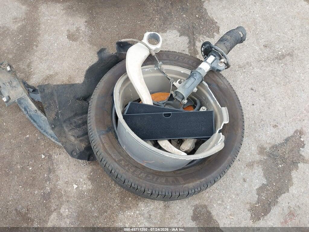 1FMSK7DHXNGA75889 2022 FORD EXPLORER photo no. 12