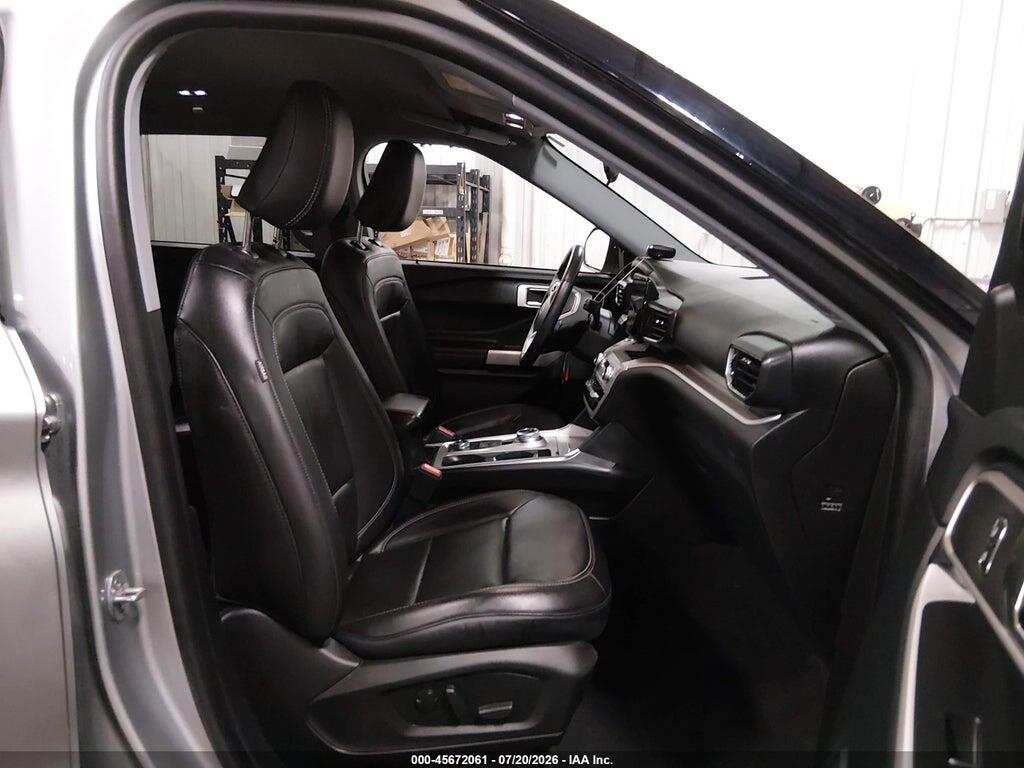 1FMSK8DH2NGB26730 2022 FORD EXPLORER photo no. 5