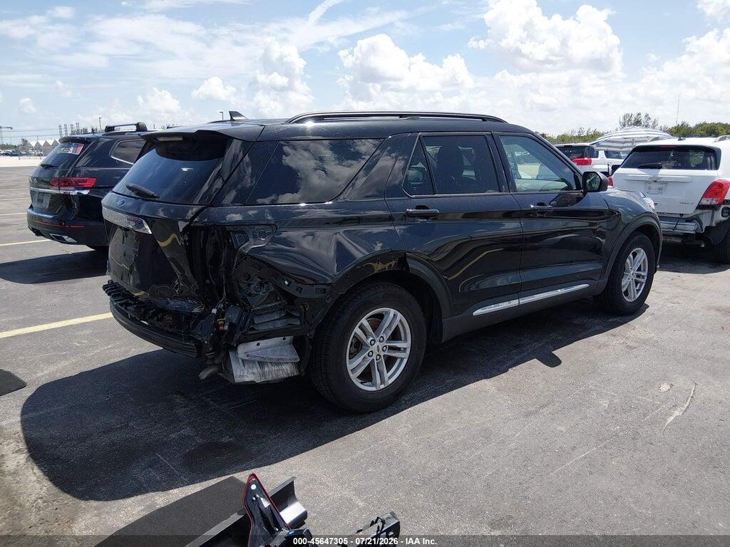 1FMSK7DH3NGA39610 2022 FORD EXPLORER photo no. 4