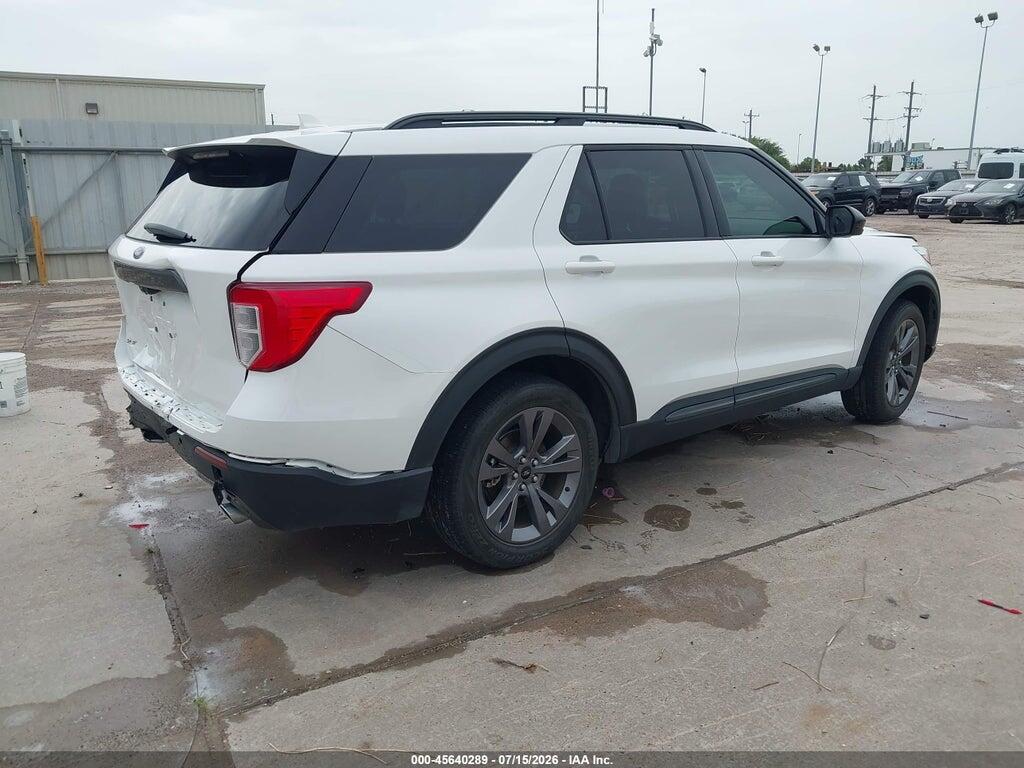 1FMSK7DH2NGC49096 2022 FORD EXPLORER photo no. 4