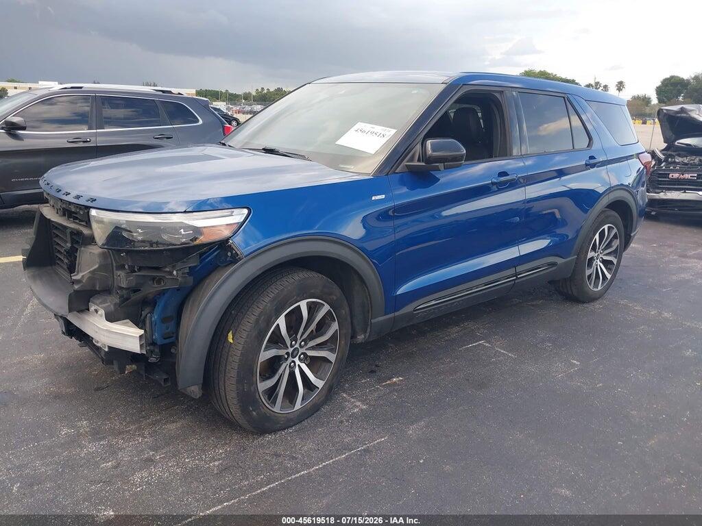 1FMSK7KH2NGC05263 2022 FORD EXPLORER photo no. 2