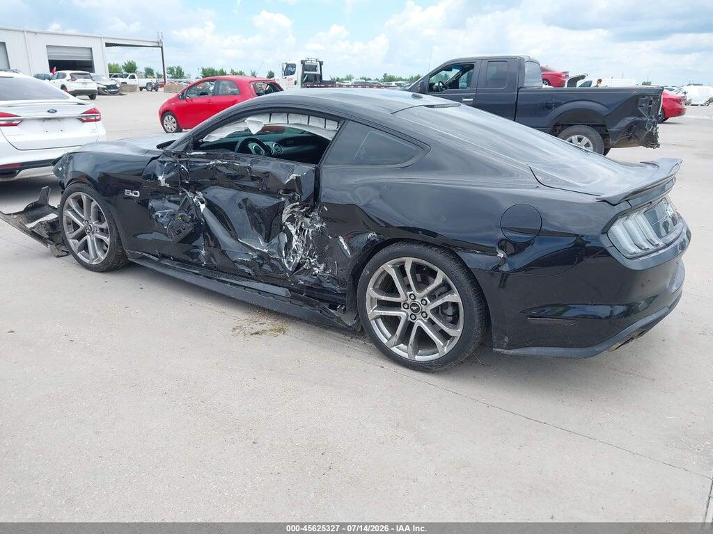 1FA6P8CF2J5146317 2018 FORD MUSTANG photo no. 3