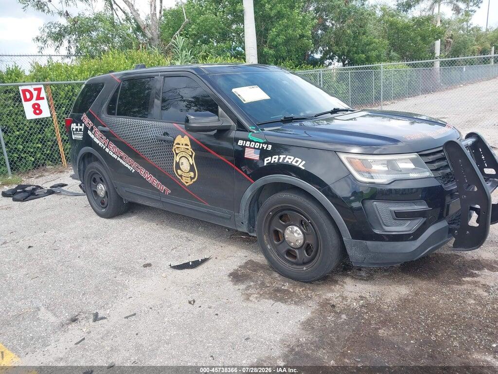1FM5K8AR8JGB58814 2018 FORD POLICE INTERCEPTOR UTILITY photo no. 1