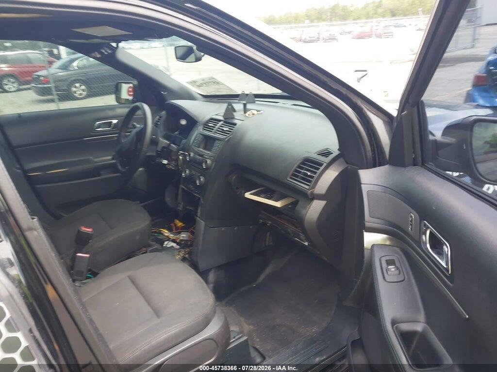 1FM5K8AR8JGB58814 2018 FORD POLICE INTERCEPTOR UTILITY photo no. 5