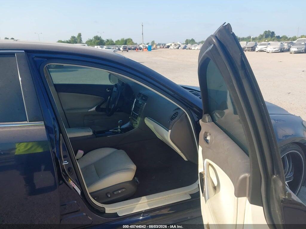 JTHBF5C22B5151668 2011 LEXUS IS 250 photo no. 5