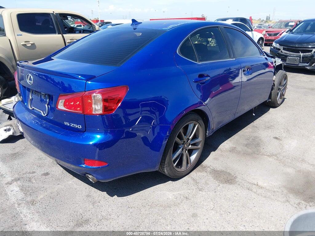 JTHBF5C20B5154522 2011 LEXUS IS 250 photo no. 4