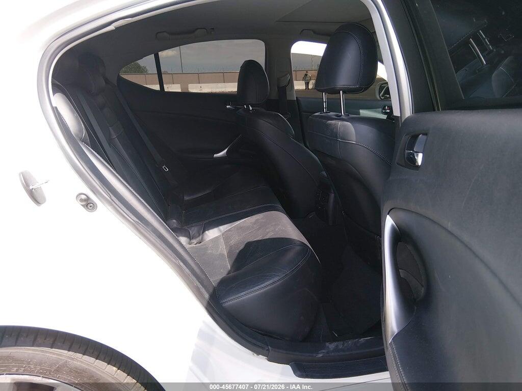 JTHBF5C27B5151097 2011 LEXUS IS 250 photo no. 8