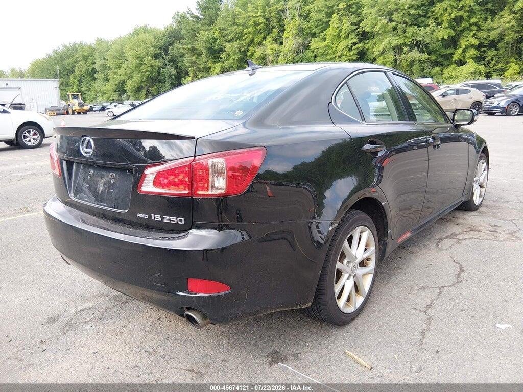 JTHCF5C24B5046408 2011 LEXUS IS 250 photo no. 4