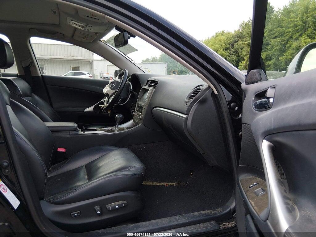JTHCF5C24B5046408 2011 LEXUS IS 250 photo no. 5