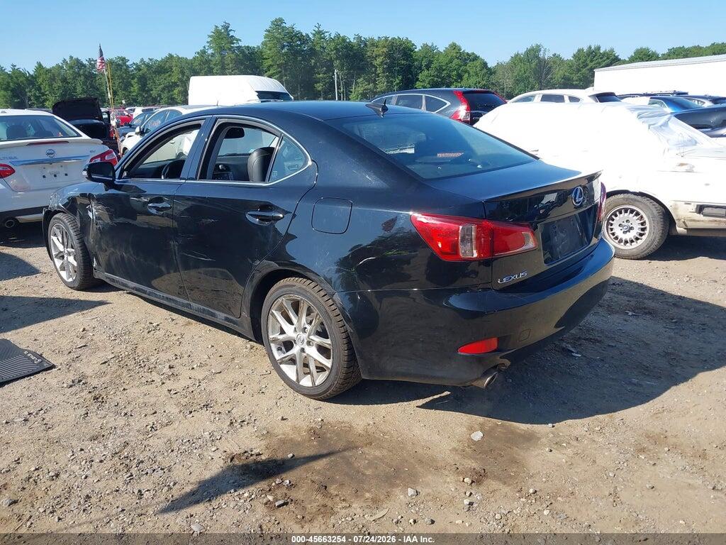 JTHBF5C24B5146746 2011 LEXUS IS 250 photo no. 3