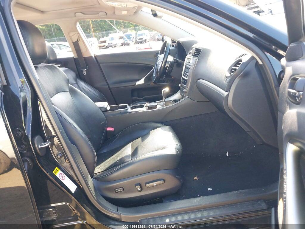 JTHBF5C24B5146746 2011 LEXUS IS 250 photo no. 5