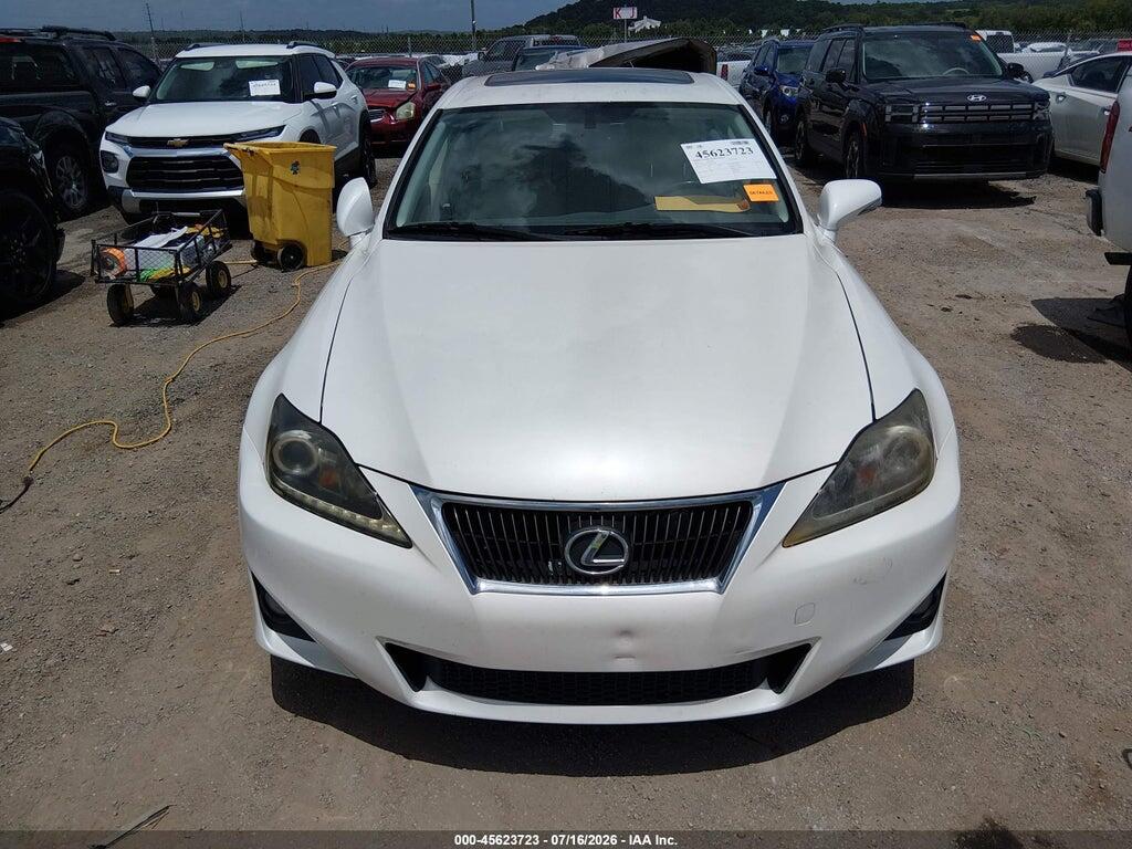 JTHCF5C21B5047368 2011 LEXUS IS 250 photo no. 12