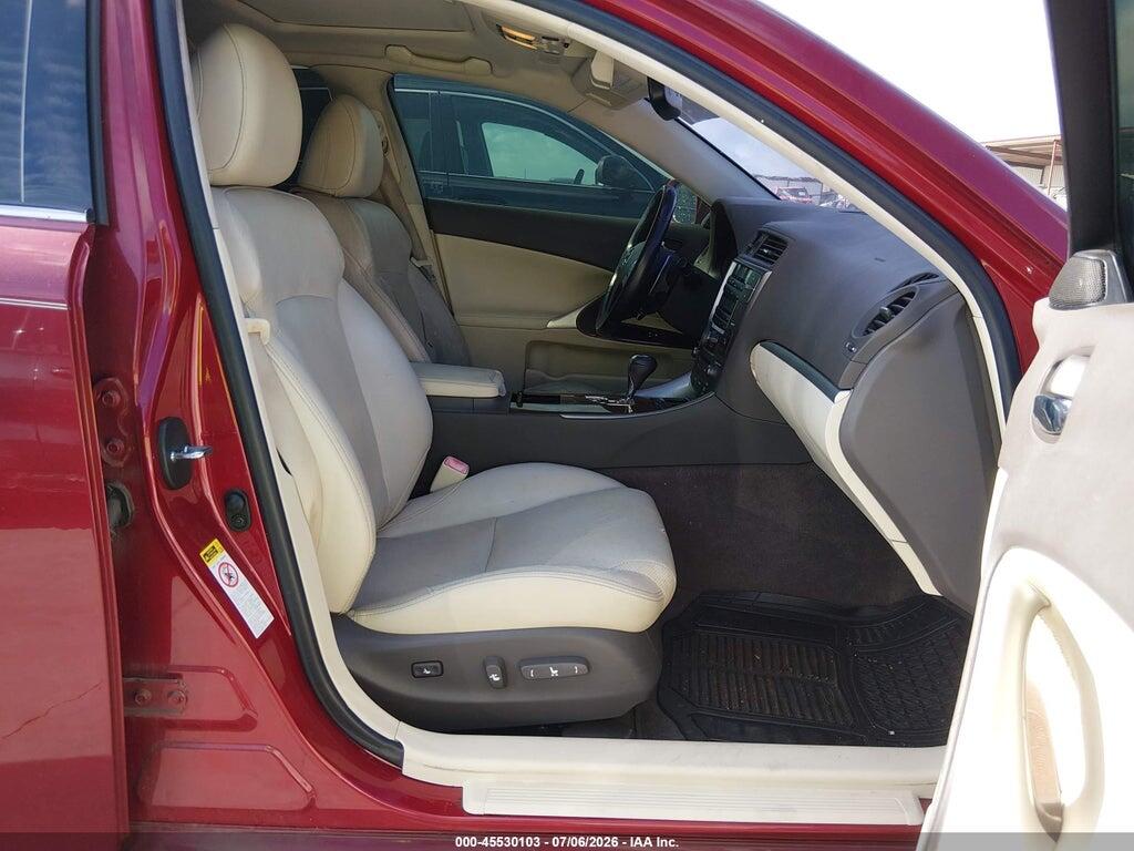 JTHBF5C26B5143265 2011 LEXUS IS 250 photo no. 5