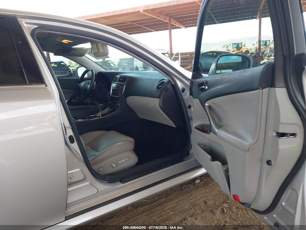 JTHBK262685051975 2008 LEXUS IS 250 photo no. 5