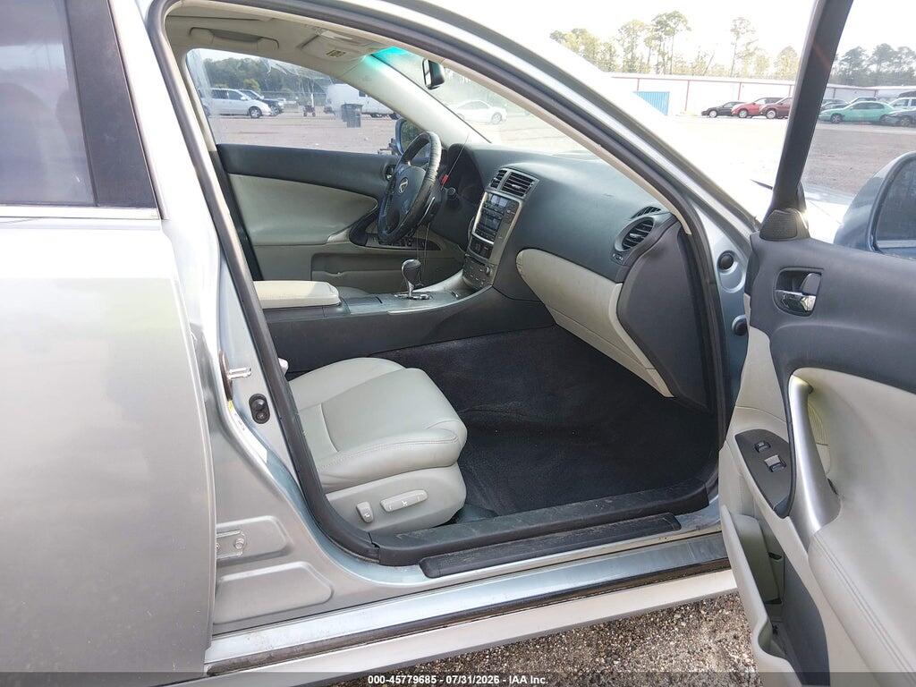 JTHBK262282078706 2008 LEXUS IS 250 photo no. 5
