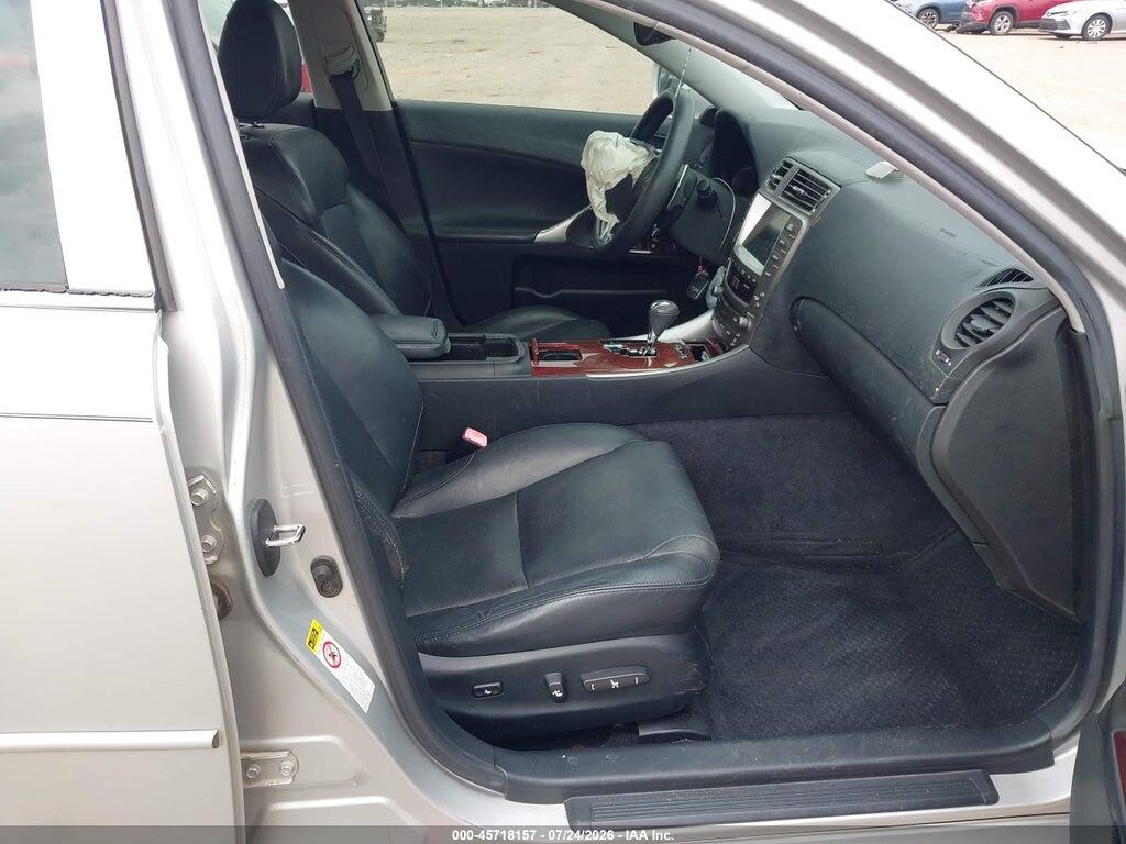 JTHCK262085015977 2008 LEXUS IS 250 photo no. 5