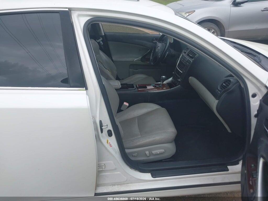 JTHBK262085076595 2008 LEXUS IS 250 photo no. 5