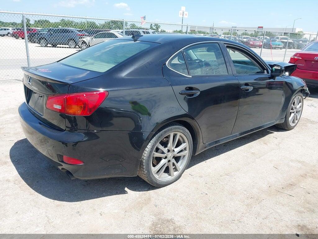 JTHBK262X82062866 2008 LEXUS IS 250 photo no. 4