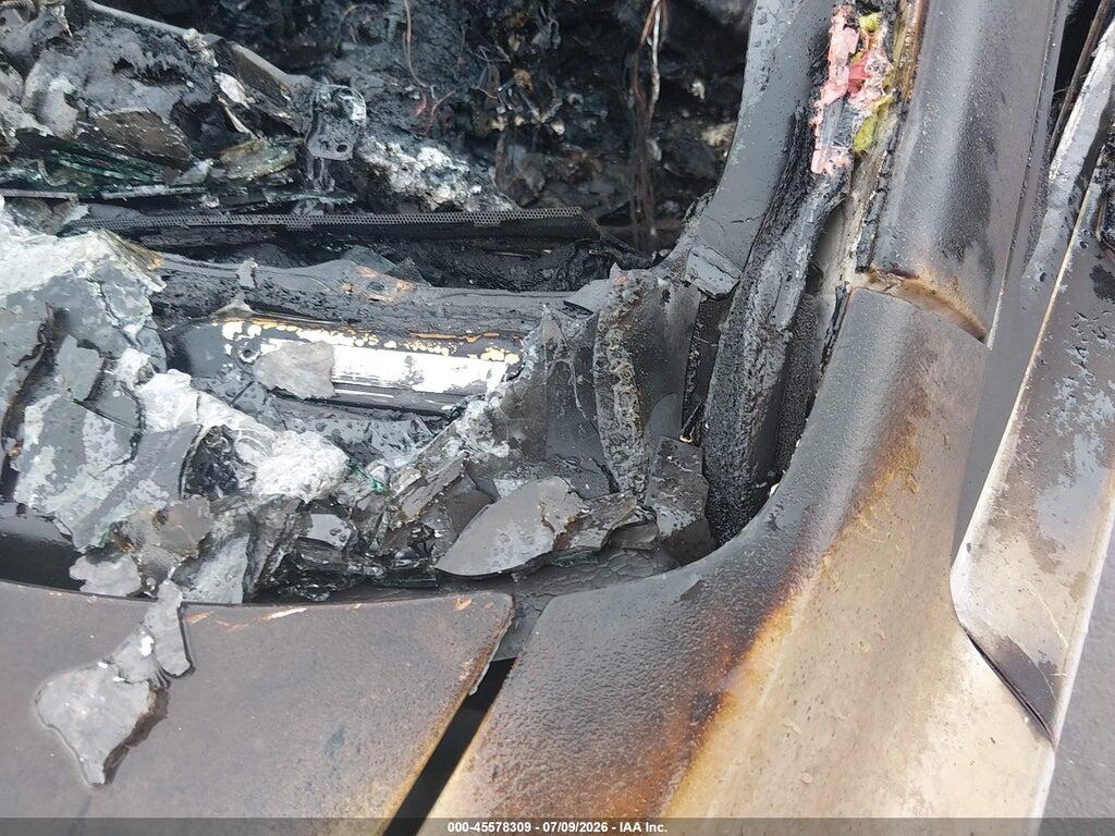 JTHBL46FX85075532 2008 LEXUS LS 460 photo no. 9