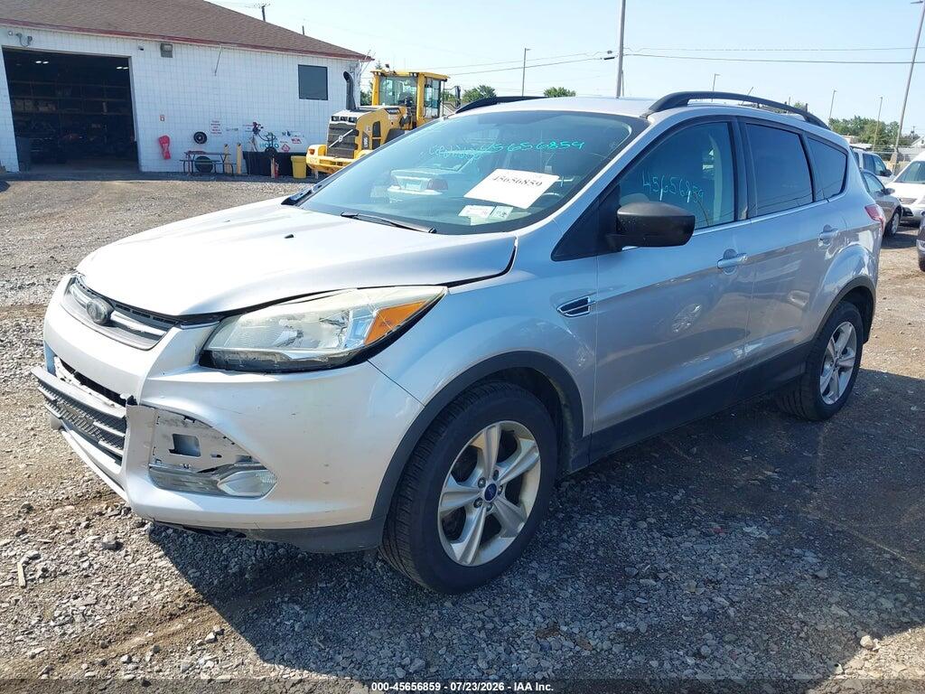1FMCU9G99FUA01915 2015 FORD ESCAPE photo no. 2