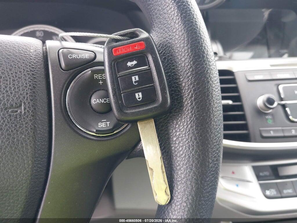 1HGCR2F38DA011961 2013 HONDA ACCORD photo no. 11