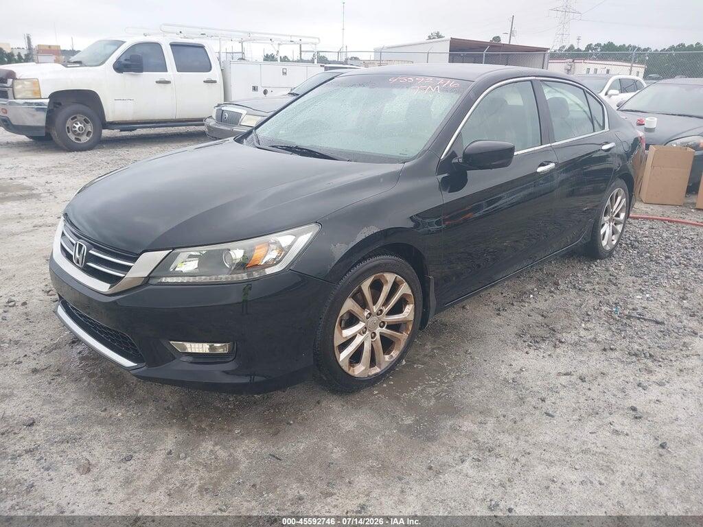 1HGCR2F50DA028352 2013 HONDA ACCORD photo no. 2