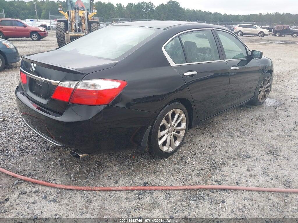 1HGCR2F50DA028352 2013 HONDA ACCORD photo no. 4