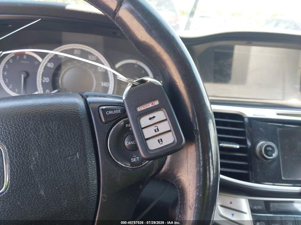 1HGCR2F81DA016494 2013 HONDA ACCORD photo no. 11