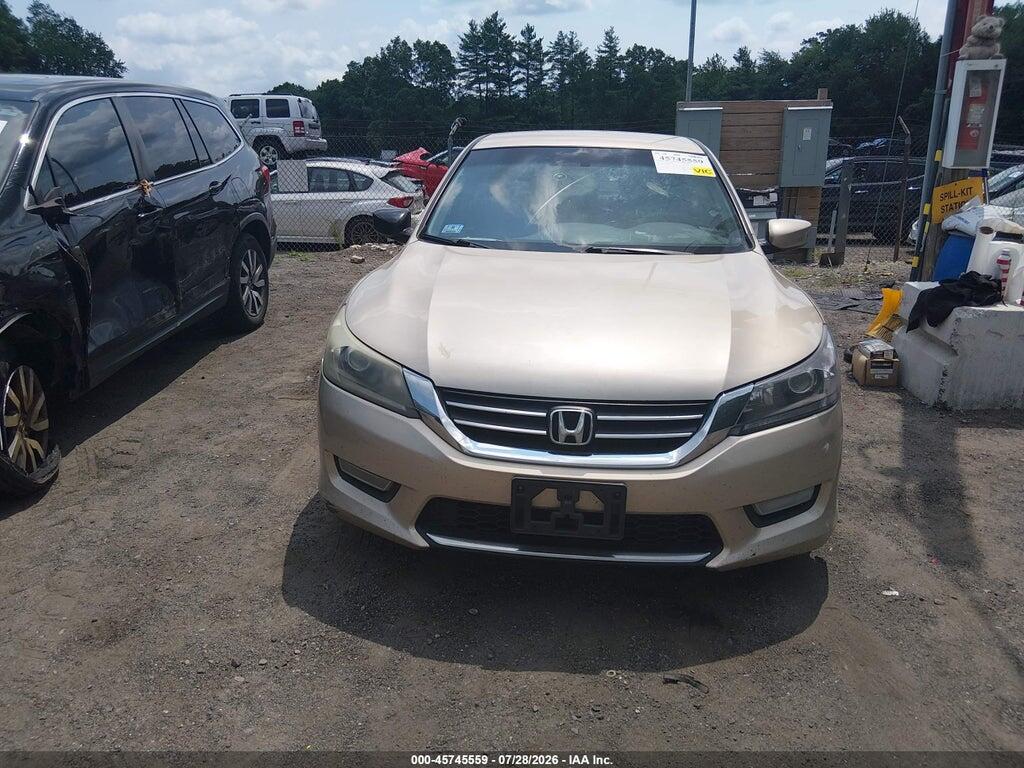 1HGCR2F52DA042267 2013 HONDA ACCORD photo no. 12