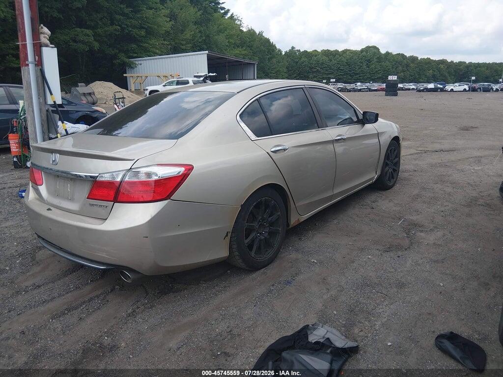 1HGCR2F52DA042267 2013 HONDA ACCORD photo no. 4