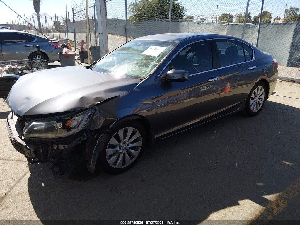 1HGCR2F83DA106522 2013 HONDA ACCORD photo no. 2