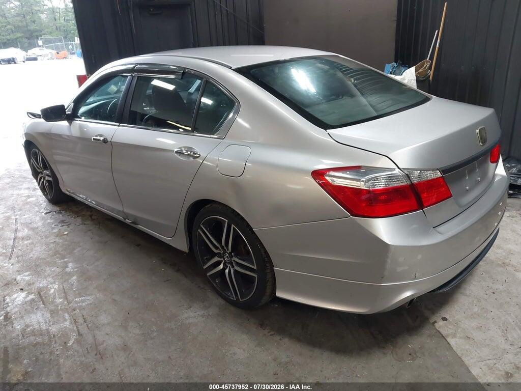 1HGCR2F54DA207686 2013 HONDA ACCORD photo no. 3