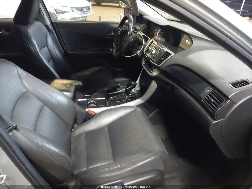 1HGCR2F54DA207686 2013 HONDA ACCORD photo no. 5