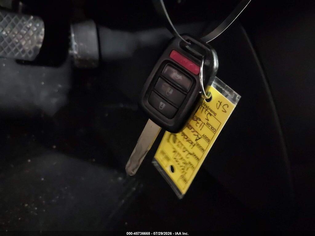 1HGCR2F38DA050386 2013 HONDA ACCORD photo no. 11