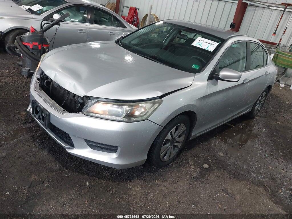 1HGCR2F38DA050386 2013 HONDA ACCORD photo no. 2
