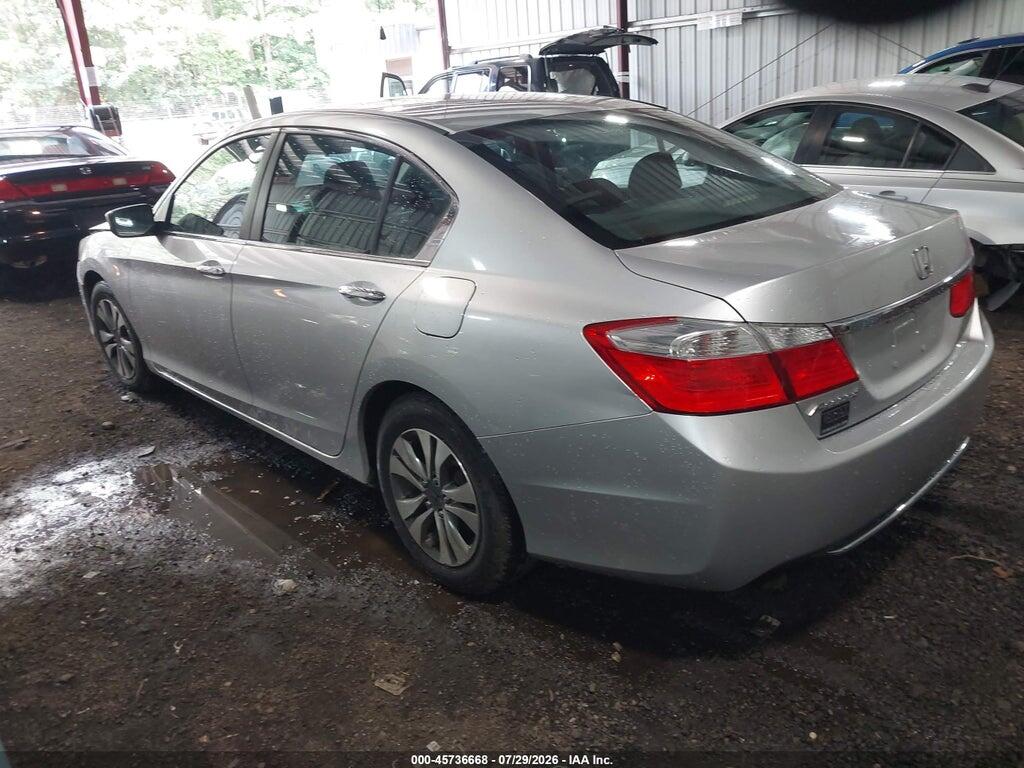 1HGCR2F38DA050386 2013 HONDA ACCORD photo no. 3