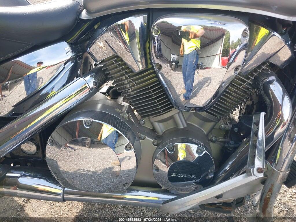 1HFSC52699A600883 2009 HONDA VTX1300 photo no. 8