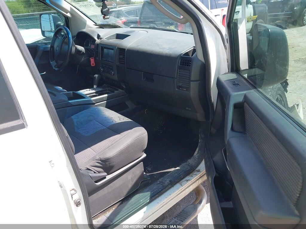 1N6BA0EC2AN319927 2010 NISSAN TITAN photo no. 5