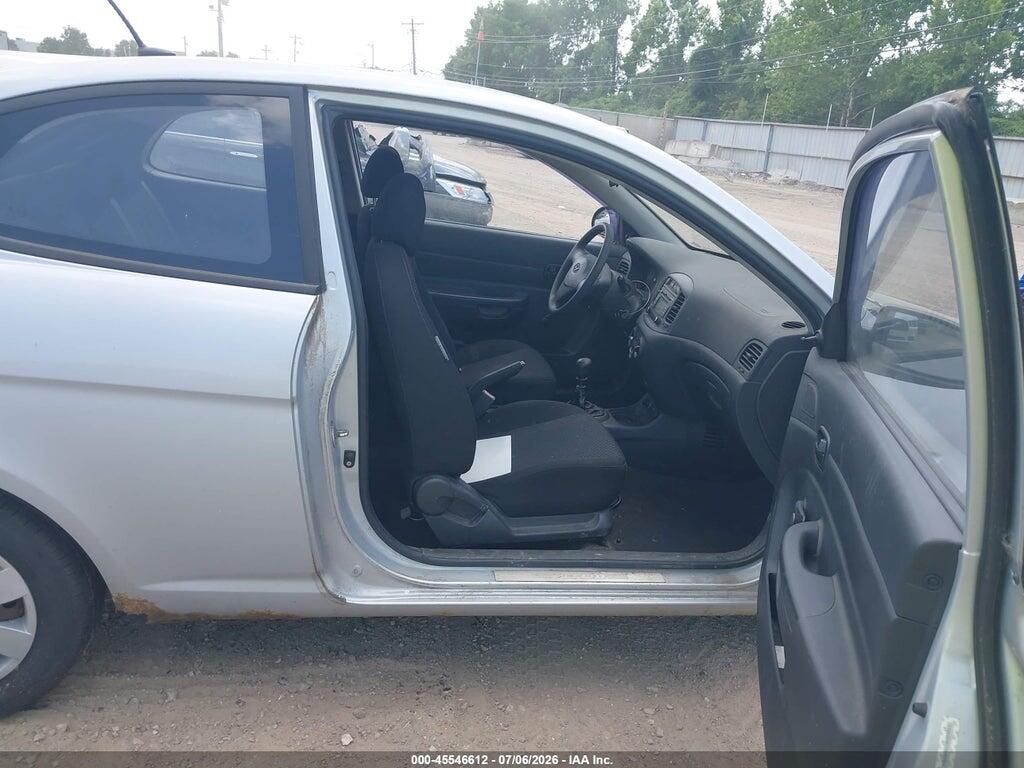 KMHCM36C19U119911 2009 HYUNDAI ACCENT photo no. 5