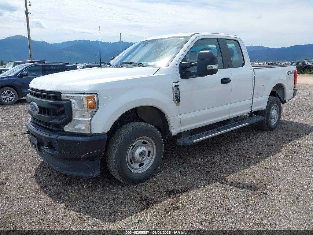1FT7X2B62NEE51674 2022 FORD F-250 photo no. 2