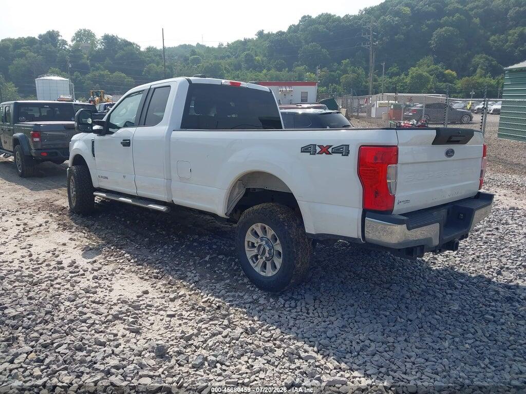 1FT7X2B68NEE78975 2022 FORD F-250 photo no. 3