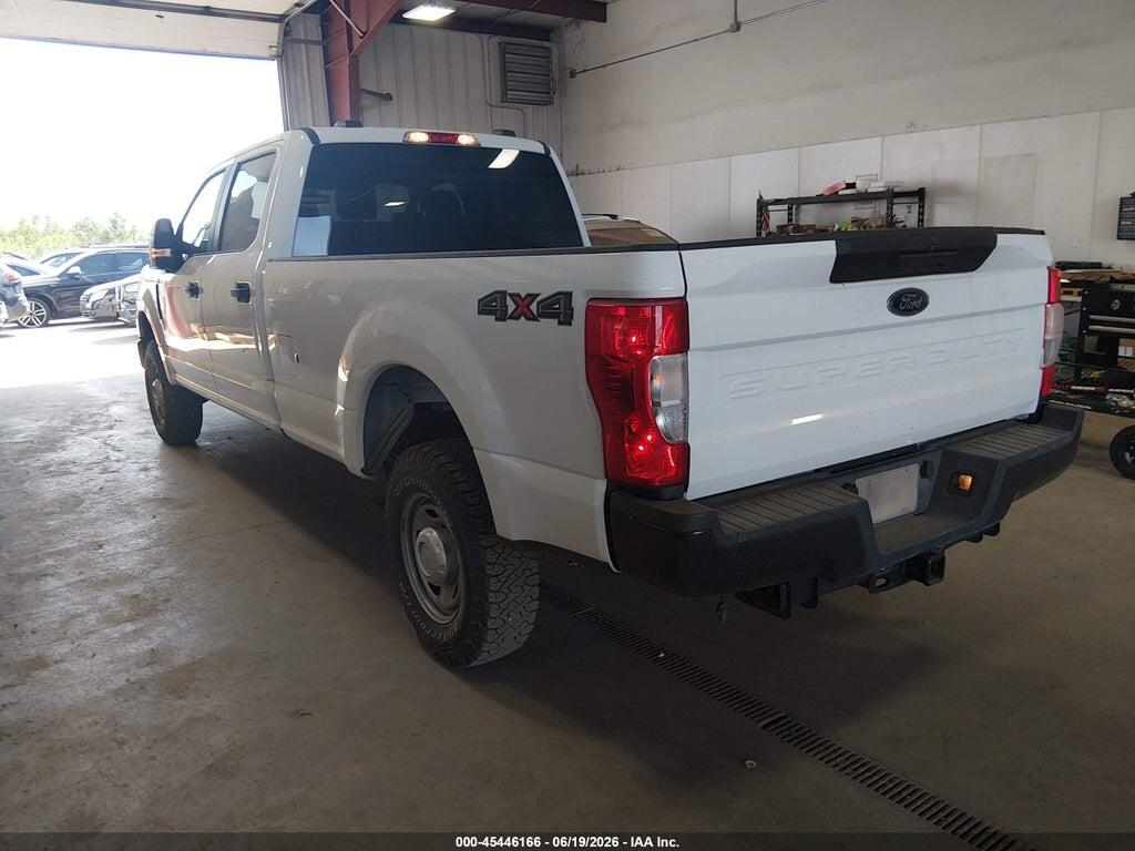 1FT8W3B69NED23123 2022 FORD F-350 photo no. 3