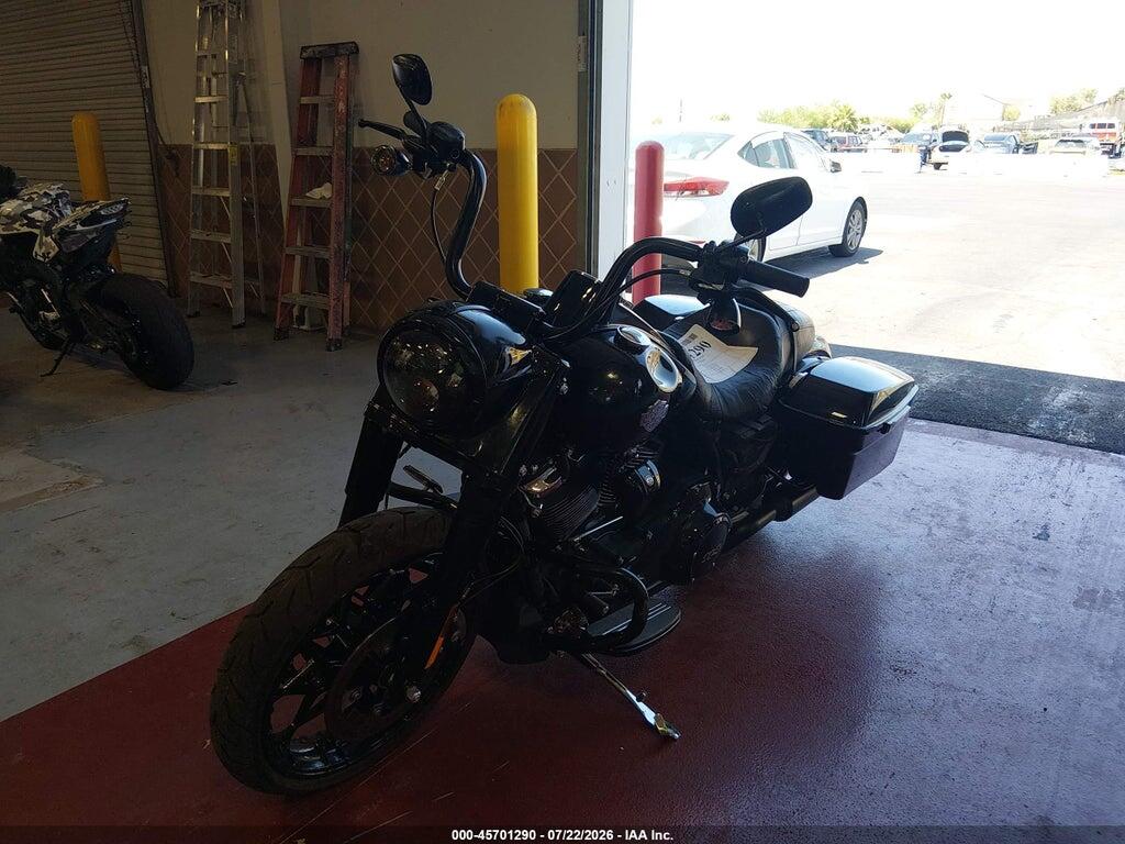 1HD1KVP16SB617953 2025 HARLEY-DAVIDSON FLHRXS photo no. 2