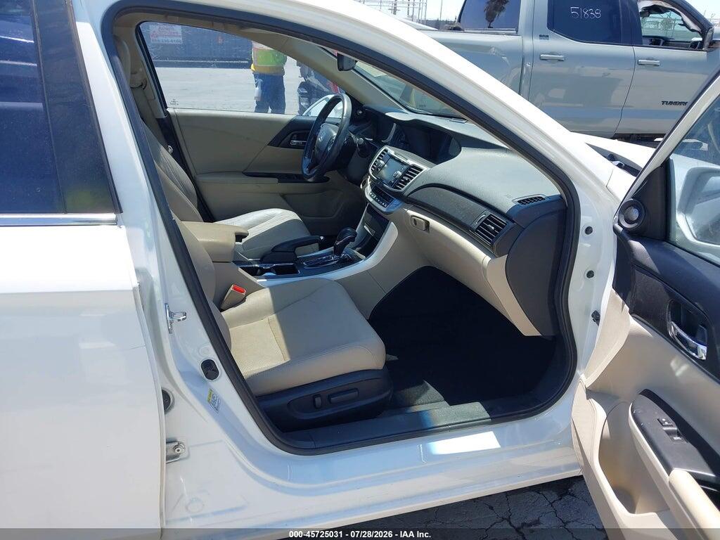 1HGCR2F87DA238179 2013 HONDA ACCORD photo no. 5