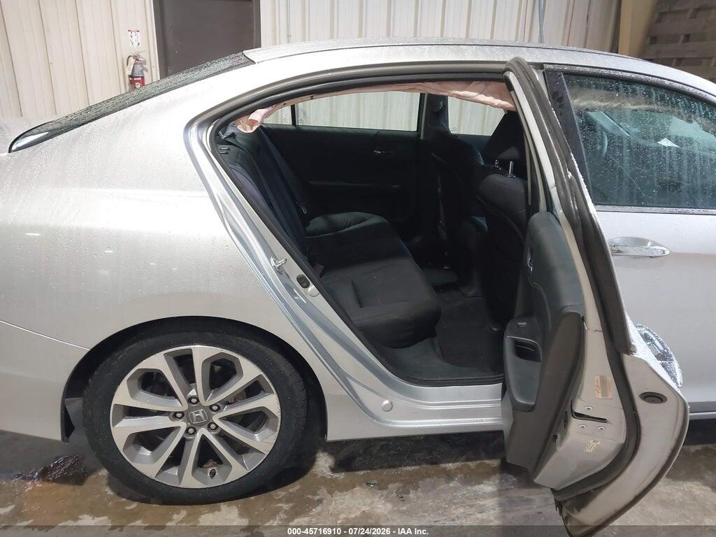 1HGCR2F56DA036259 2013 HONDA ACCORD photo no. 8