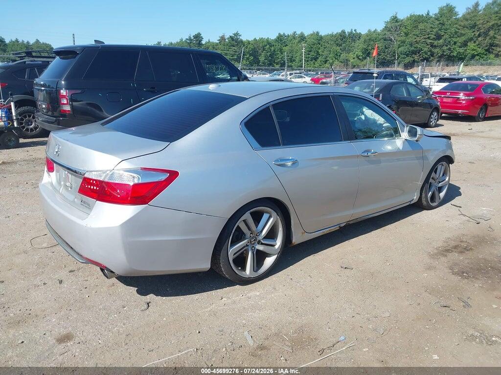 1HGCR2F83DA088300 2013 HONDA ACCORD photo no. 4