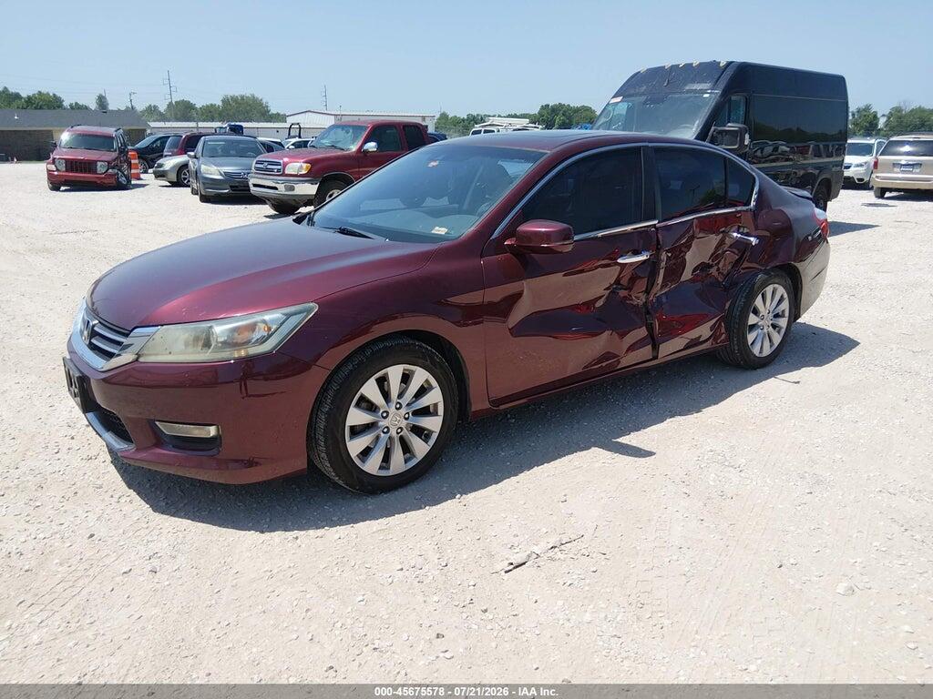 1HGCR2F87DA045997 2013 HONDA ACCORD photo no. 2