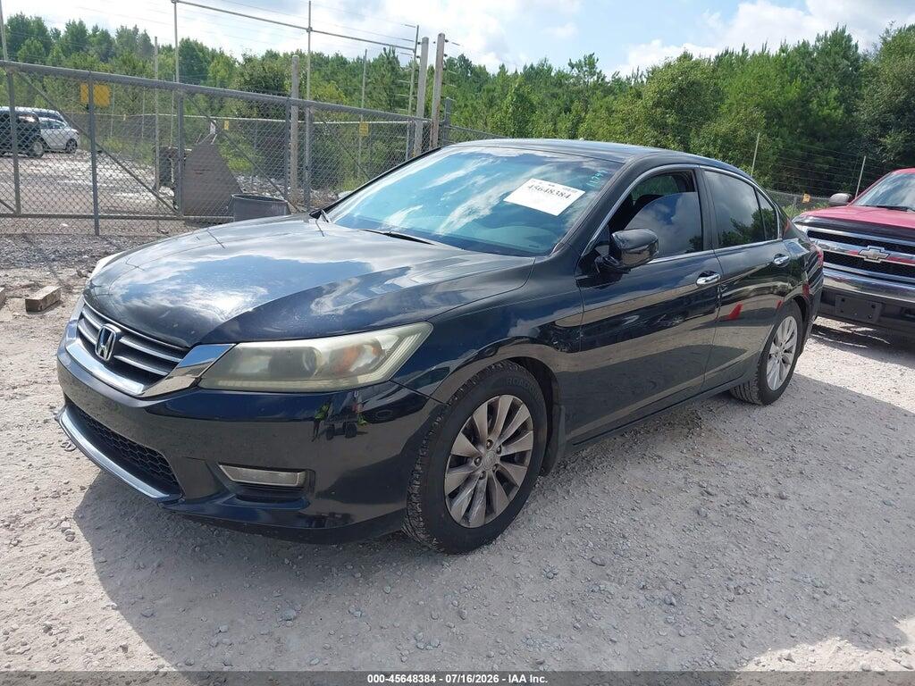 1HGCR2F74DA172407 2013 HONDA ACCORD photo no. 2