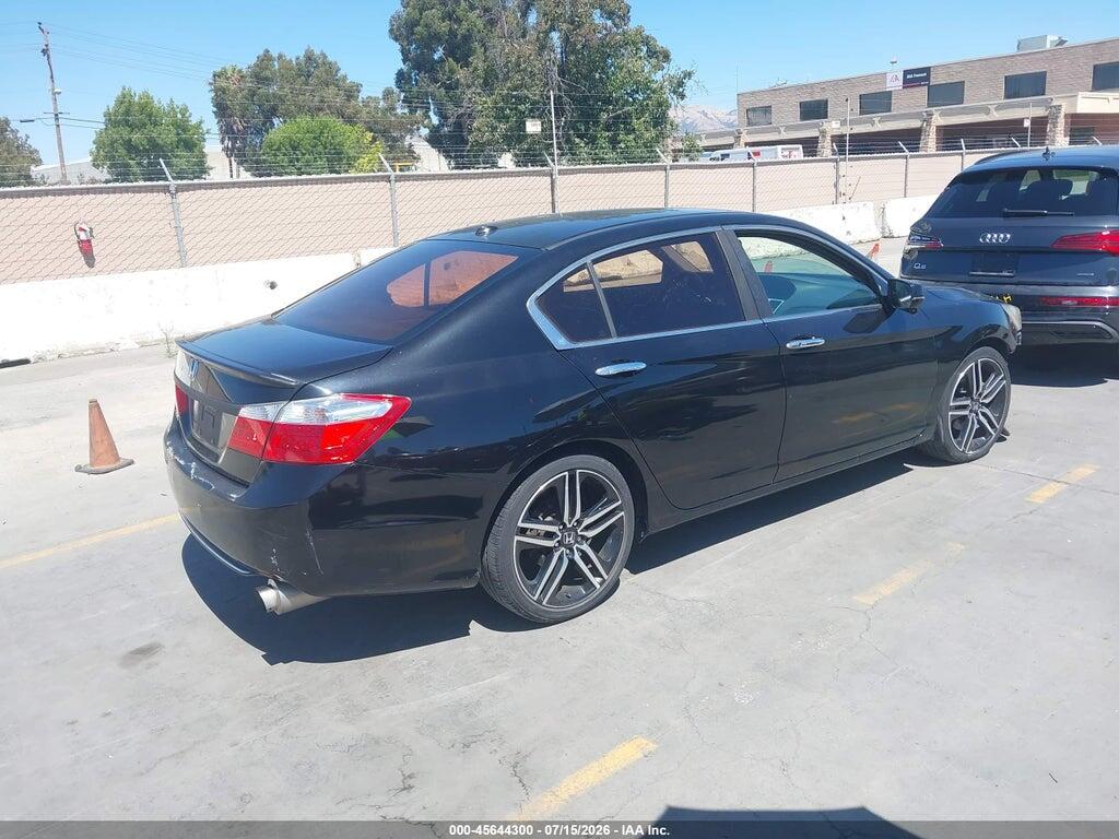 1HGCR2F83DA215806 2013 HONDA ACCORD photo no. 4