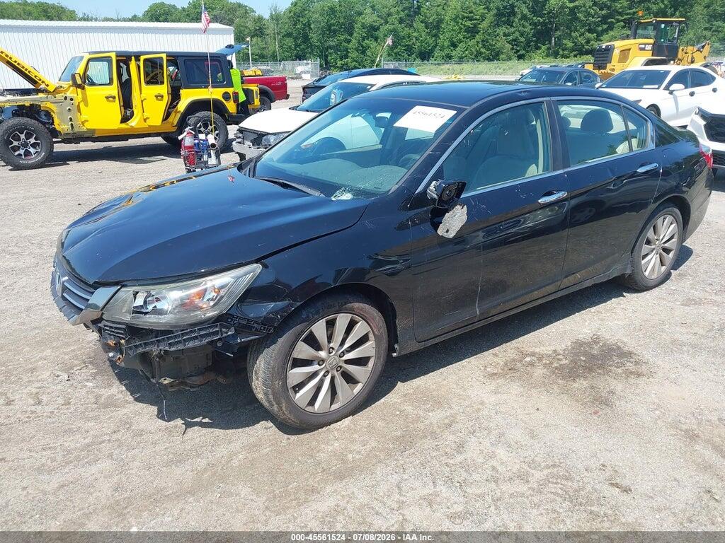 1HGCR2F75DA156152 2013 HONDA ACCORD photo no. 2